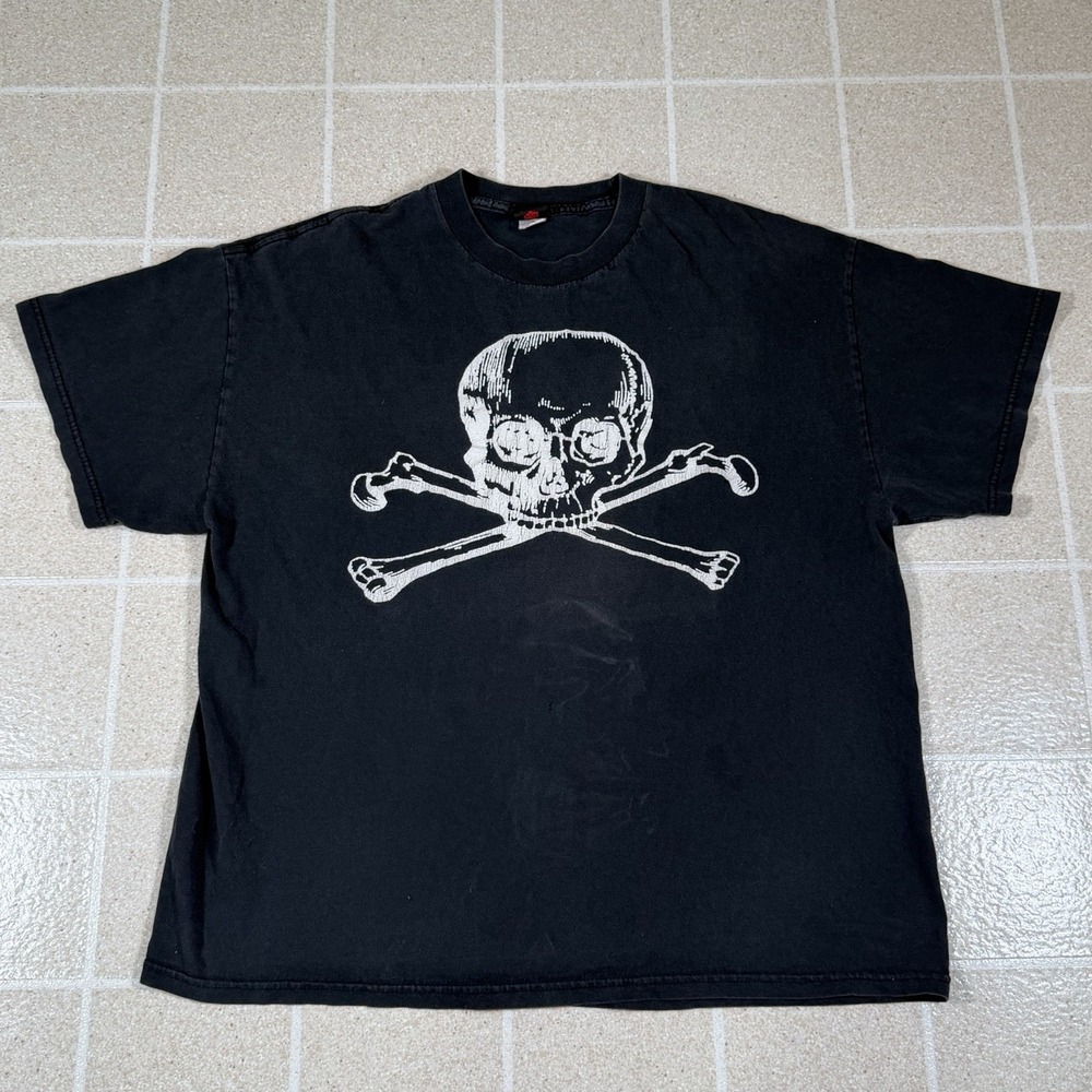 VINTAGE SIZE LARGE MELVINS 06' TOUR SKULL & BONES GLOW IN THE DARK TSHIRT  Goth